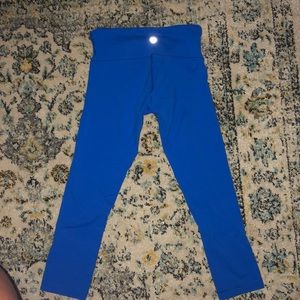 Lululemon (sz 4) blue crop leggings